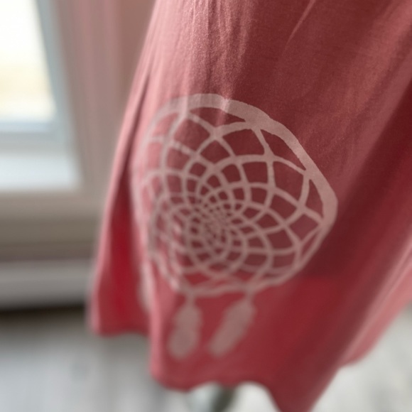 Tammy Beauvais Cover-Up - Picture 4 of 8